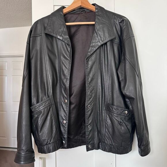 Vintage leather jacket - Picture 1 of 7